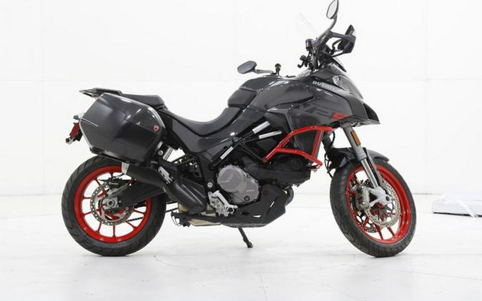 2022 Ducati Multistrada V2 S Street Grey