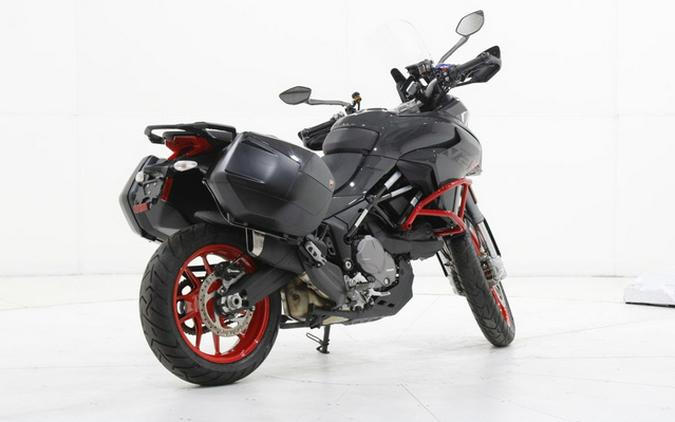2022 Ducati Multistrada V2 S Street Grey