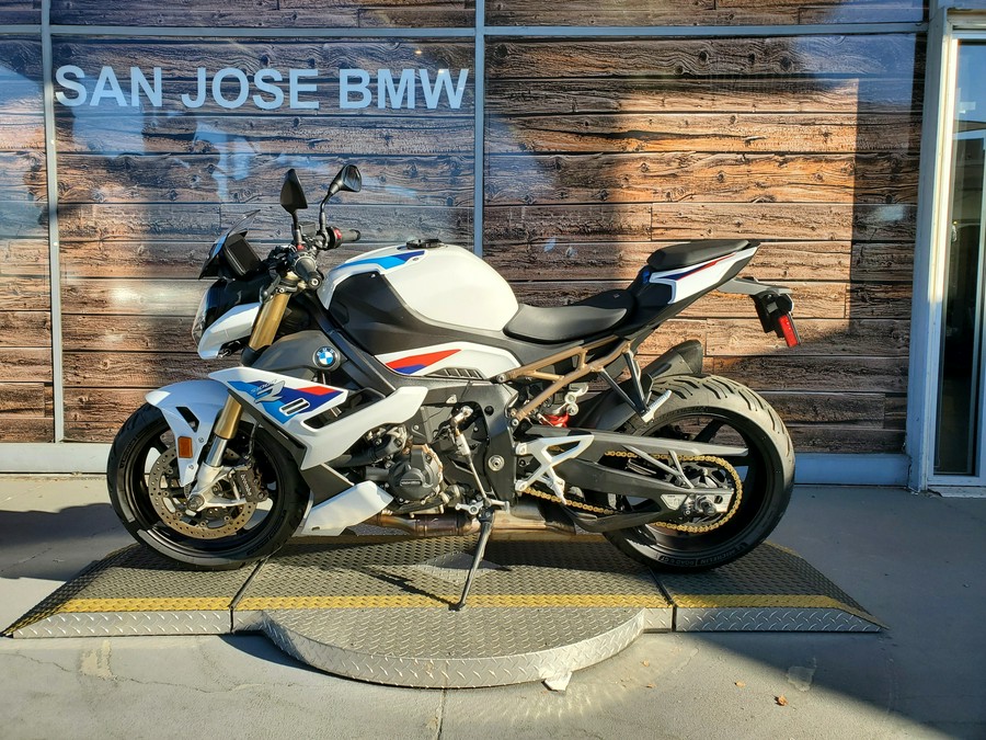 2022 BMW S 1000 R