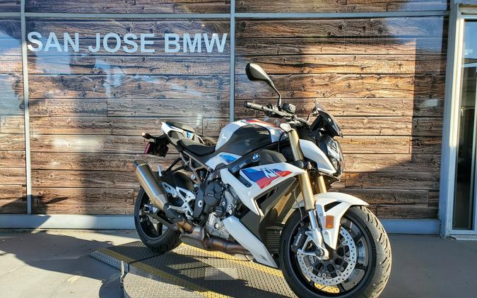 2022 BMW S 1000 R