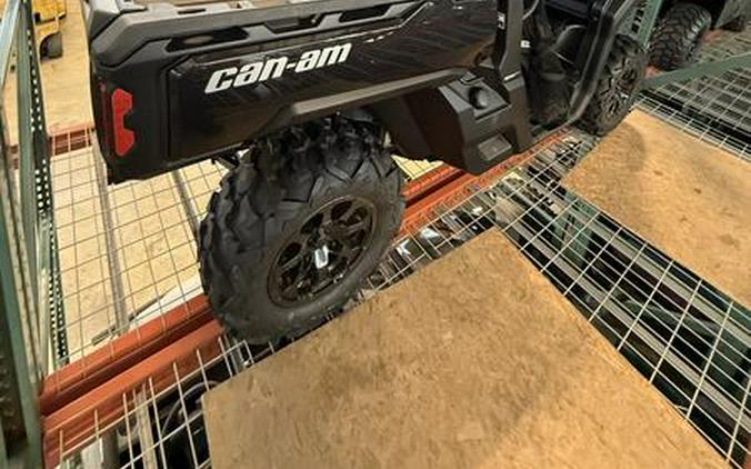 2026 Can-Am® Defender XT HD9