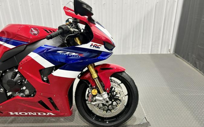 2026 Honda CBR1000RR-R Fireblade SP