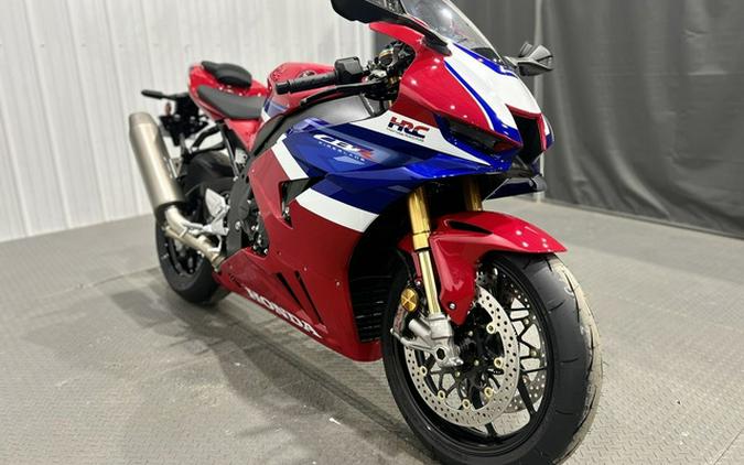 2026 Honda CBR1000RR-R Fireblade SP