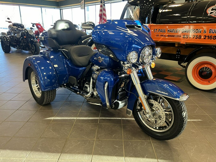 2024 Harley-Davidson Tri-Glide Ultra FLHTCUTG