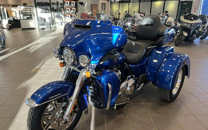 2024 Harley-Davidson Tri-Glide Ultra FLHTCUTG