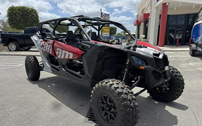 2025 Can-Am Maverick X3 MAX RS Turbo Fiery Red & Hyper Silver