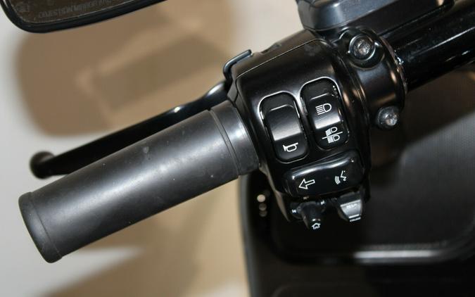 Used 2019 Harley-Davidson Road Glide Special Grand American Touring FLTRXS Motorcycle For Sale In Miami, Florida