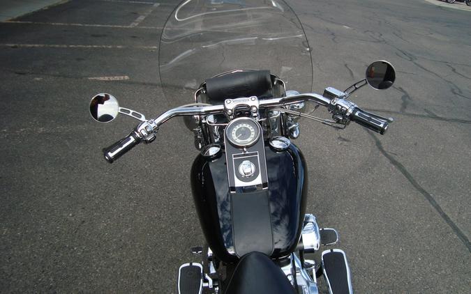 2006 Harley-Davidson® Softail® Deluxe Vivid Black