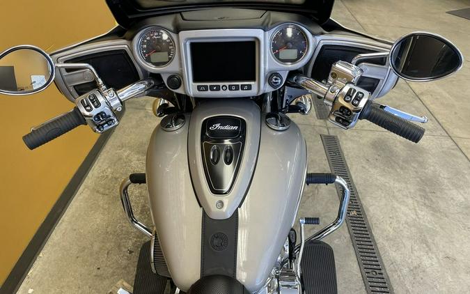 2022 Indian Motorcycle® Chieftain® Limited Silver Quartz Metallic