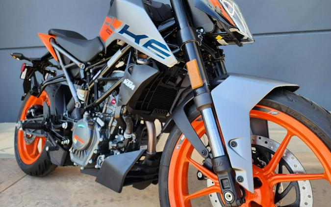 2023 KTM 200 DUKE