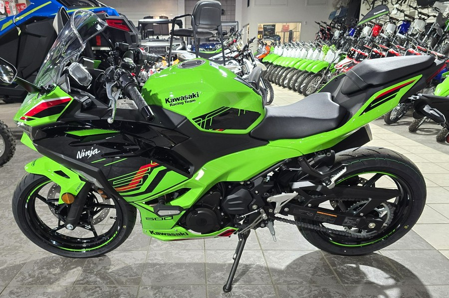 2024 Kawasaki Ninja 500 KRT Edition SE ABS