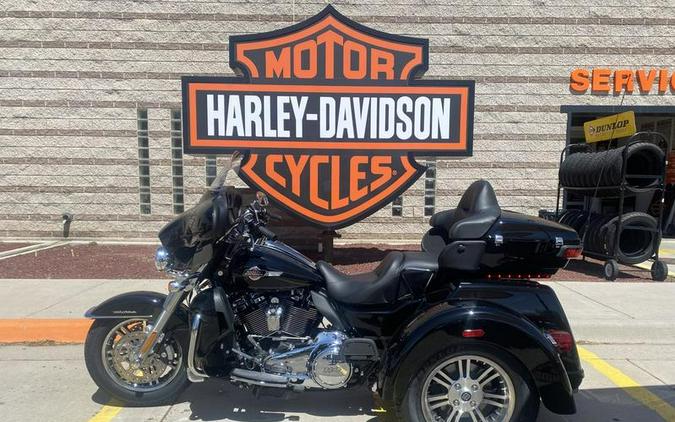 2024 Harley-Davidson® FLHTCUTG - Tri Glide® Ultra