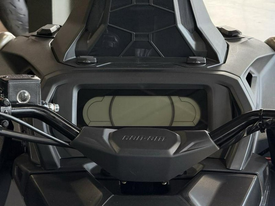 2026 Can-Am® Outlander X mr 850