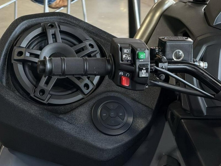 2026 Can-Am® Outlander X mr 850