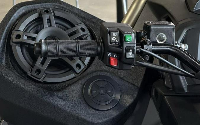 2026 Can-Am® Outlander X mr 850