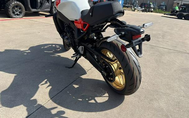 2026 Yamaha XSR900