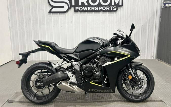 2026 Honda CBR650R E-Clutch