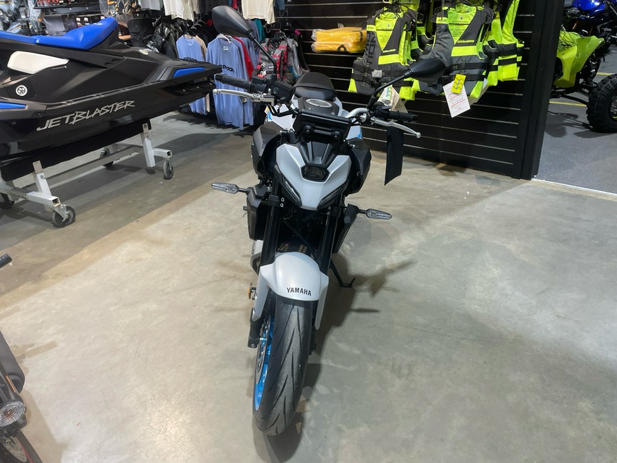 2025 Yamaha MT 07