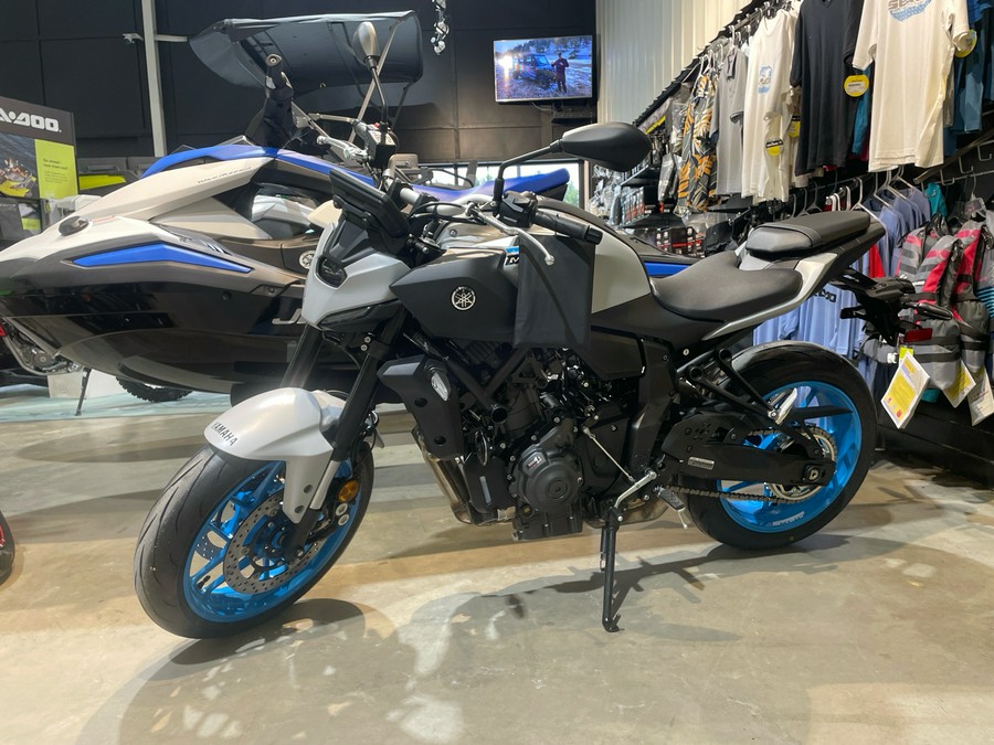 2025 Yamaha MT 07