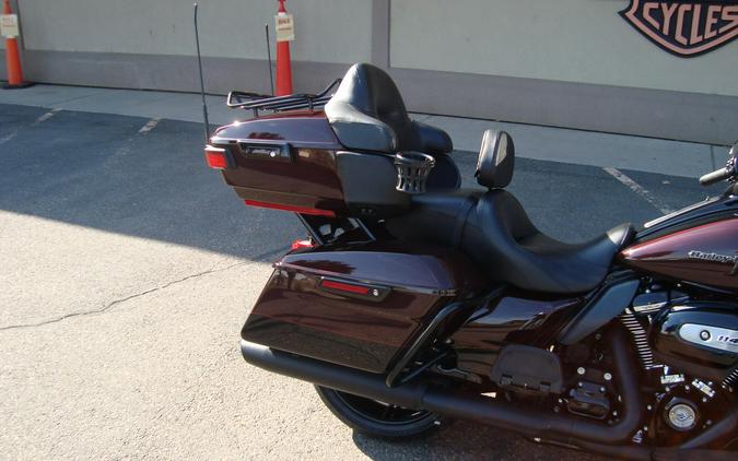 2022 Harley-Davidson® Ultra Limited Midnight Crimson/Vivid Black - Black Finish