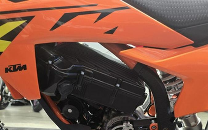 2027 KTM SX E 5