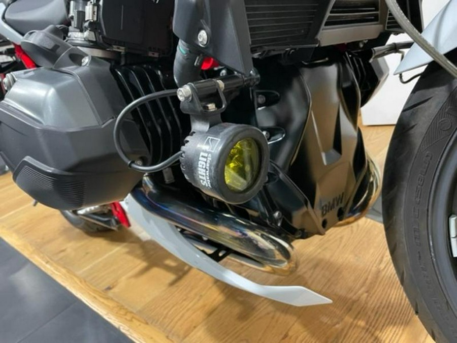 2016 BMW R 1200 R Style 1 Light White