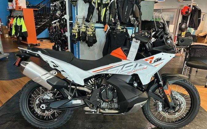 2024 KTM 790ADVENTURE