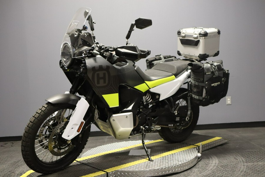 2023 Husqvarna Norden 901