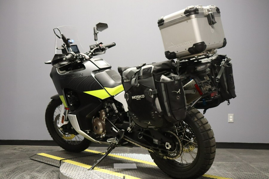 2023 Husqvarna Norden 901