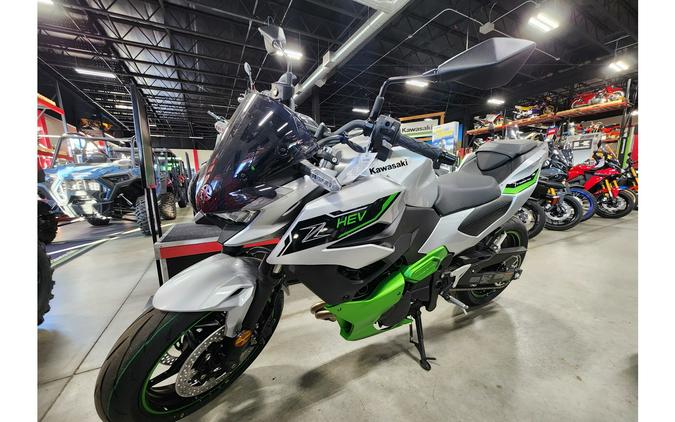 2024 Kawasaki Z7 HYBRID ABS