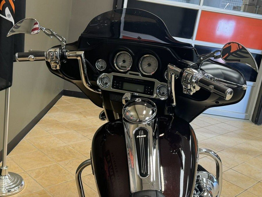 2011 Harley-Davidson Street GlideT Base