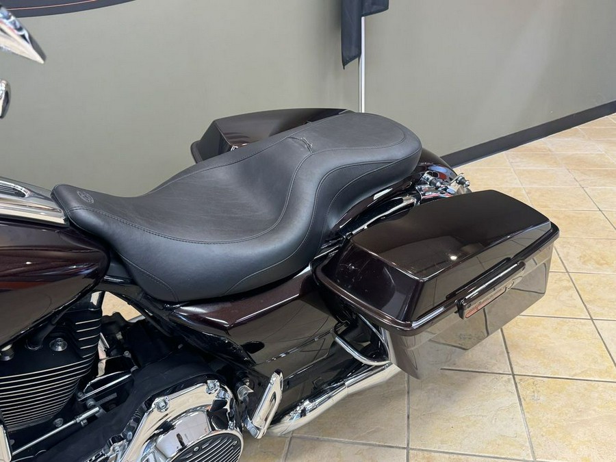 2011 Harley-Davidson Street Glide™ Base