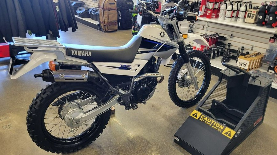 2004 Yamaha TT-R 225