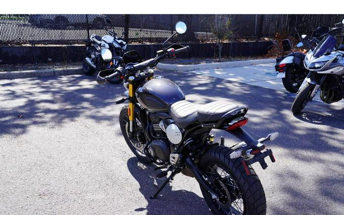 2026 Triumph Scrambler 400 XC
