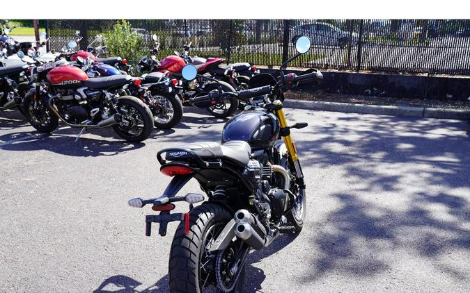2026 Triumph Scrambler 400 XC