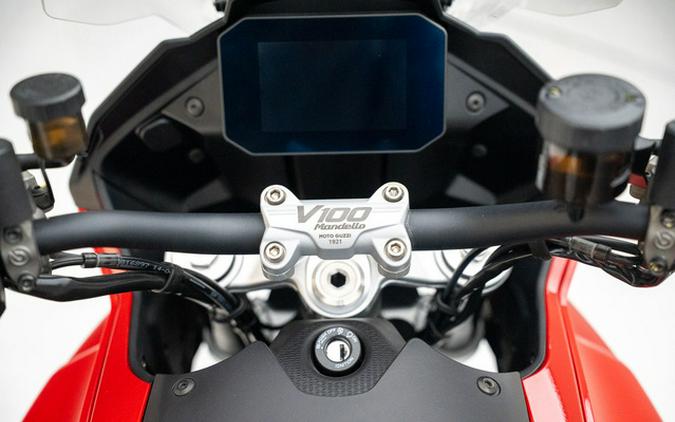 2024 Moto Guzzi V100 Mandello