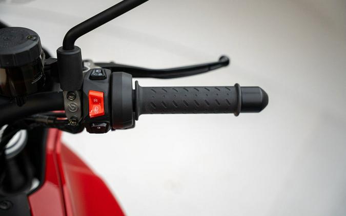 2024 Moto Guzzi V100 Mandello