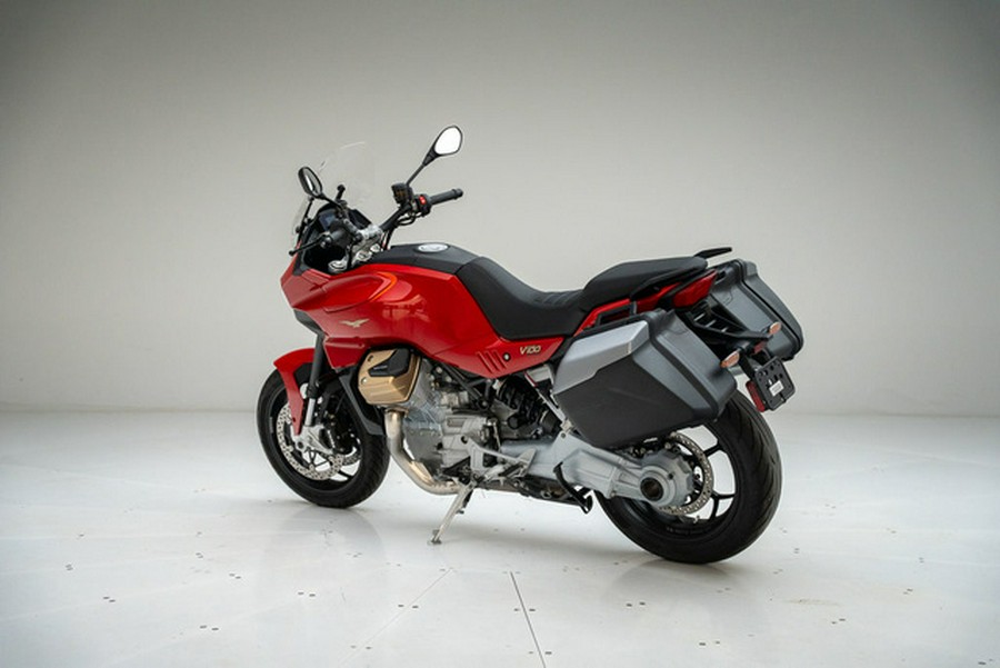 2024 Moto Guzzi V100 Mandello