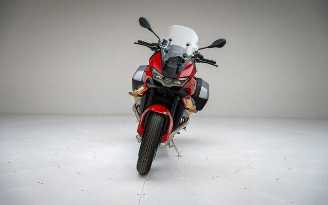 2024 Moto Guzzi V100 Mandello