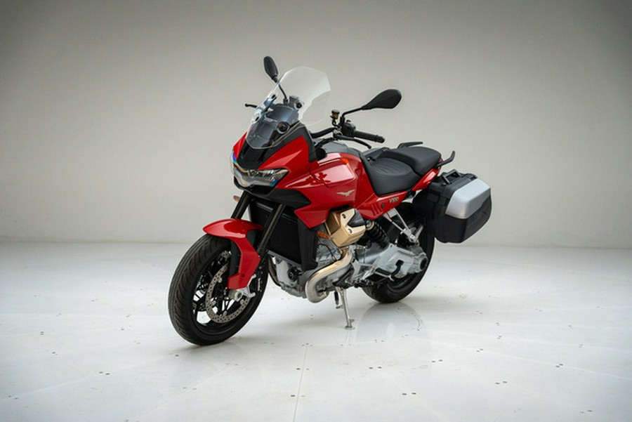2024 Moto Guzzi V100 Mandello