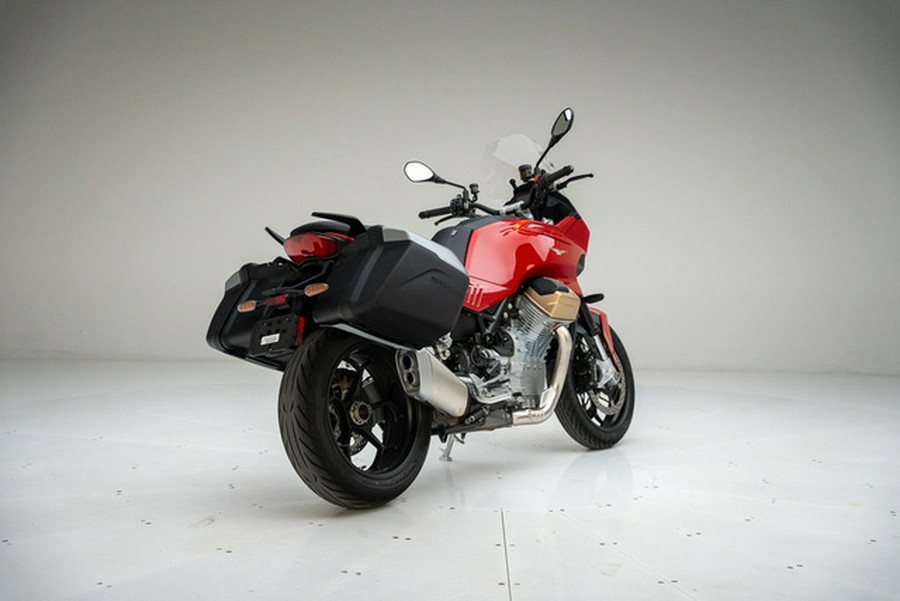2024 Moto Guzzi V100 Mandello