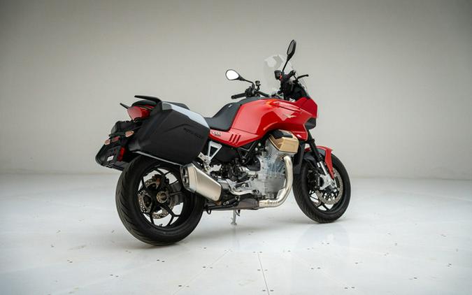 2024 Moto Guzzi V100 Mandello
