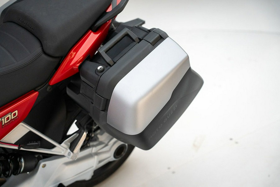 2024 Moto Guzzi V100 Mandello