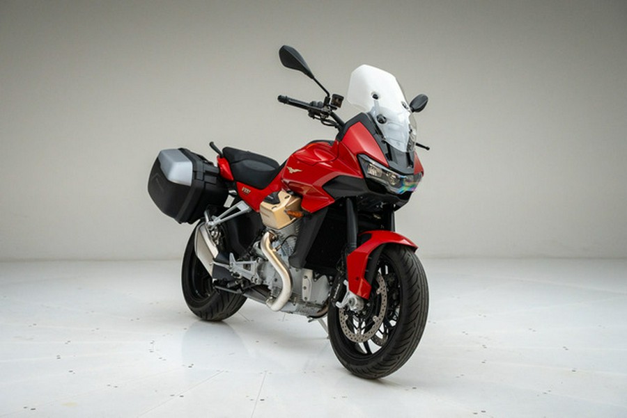 2024 Moto Guzzi V100 Mandello