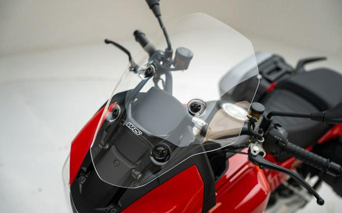 2024 Moto Guzzi V100 Mandello