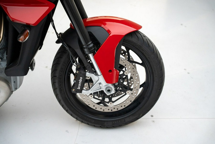 2024 Moto Guzzi V100 Mandello