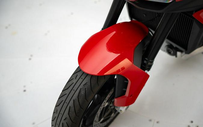 2024 Moto Guzzi V100 Mandello