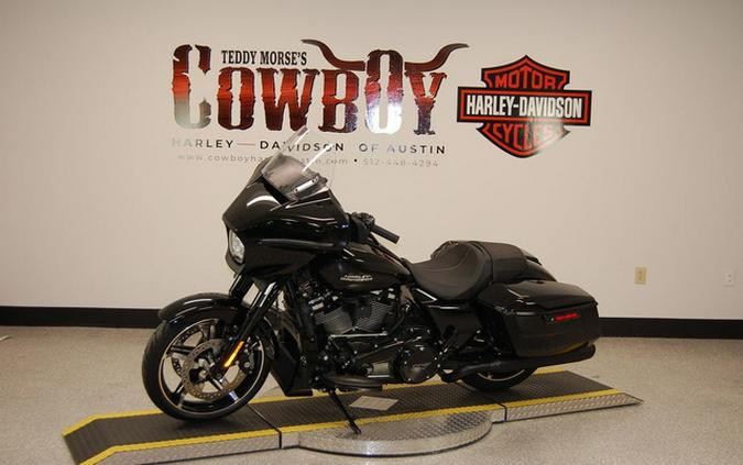 2025 Harley-Davidson FLHX - Street Glide