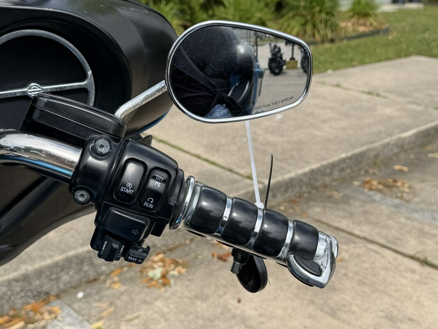 2011 Harley-Davidson® Tri Glide™ Ultra Classic®