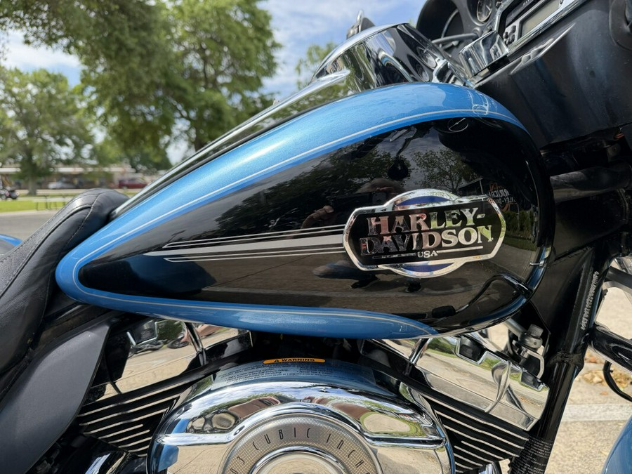 2011 Harley-Davidson® Tri Glide™ Ultra Classic®